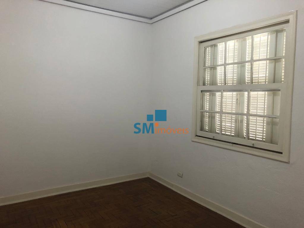 Sobrado à venda e aluguel com 3 quartos, 300m² - Foto 4