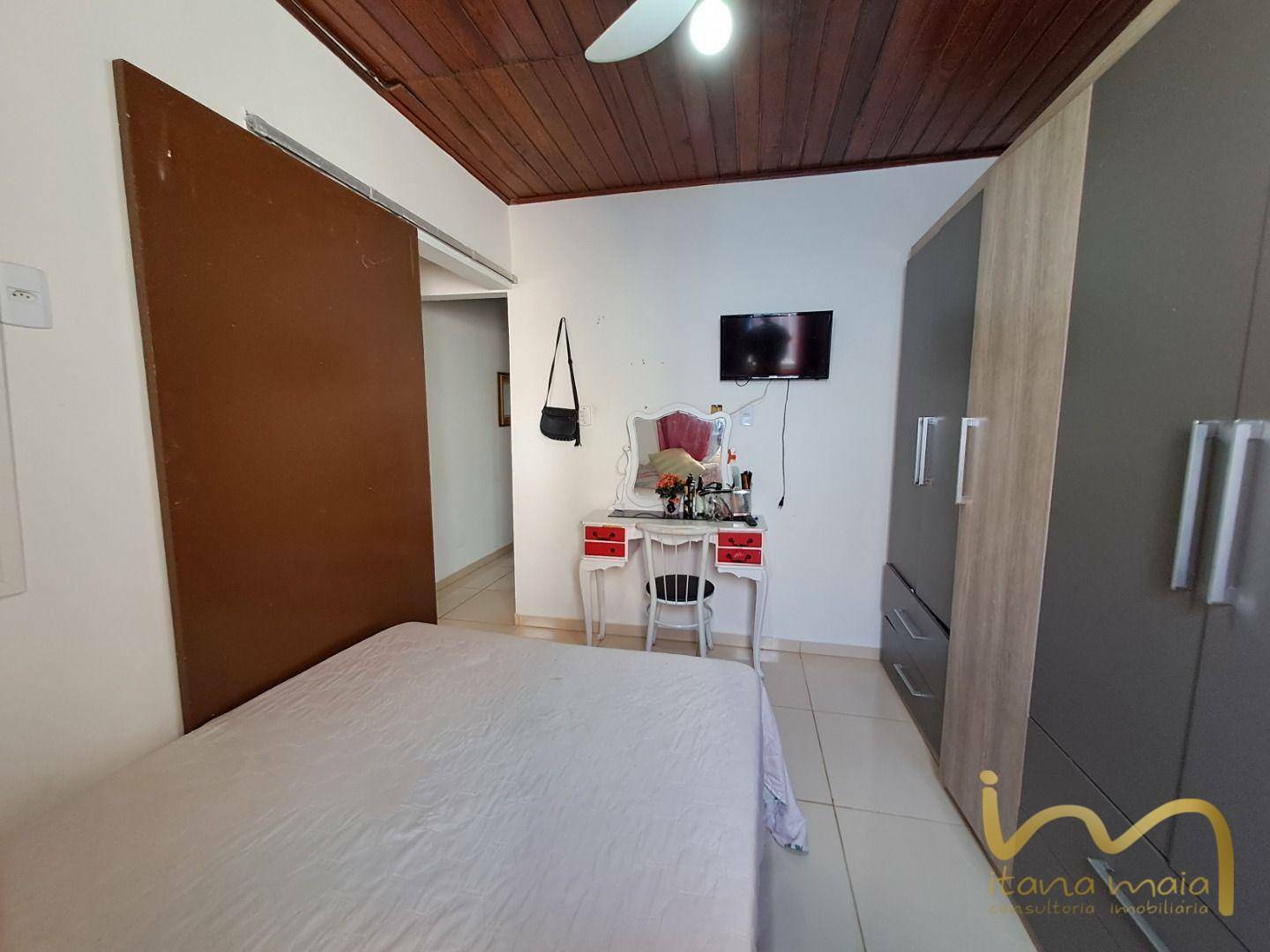 Casa à venda com 4 quartos, 120m² - Foto 24