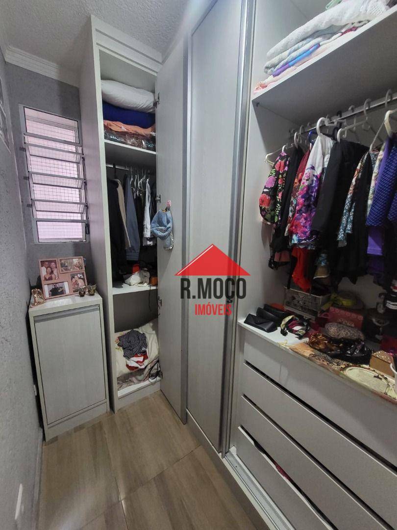 Casa à venda com 2 quartos, 120m² - Foto 17