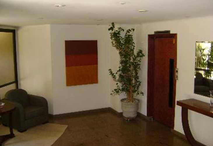 Apartamento à venda com 3 quartos, 300m² - Foto 7