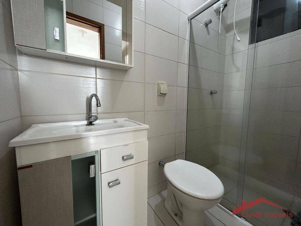 Apartamento para alugar com 1 quarto, 40m² - Foto 12