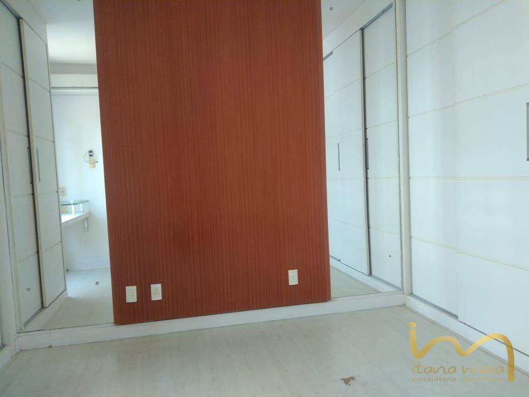 Apartamento à venda com 2 quartos, 111m² - Foto 4