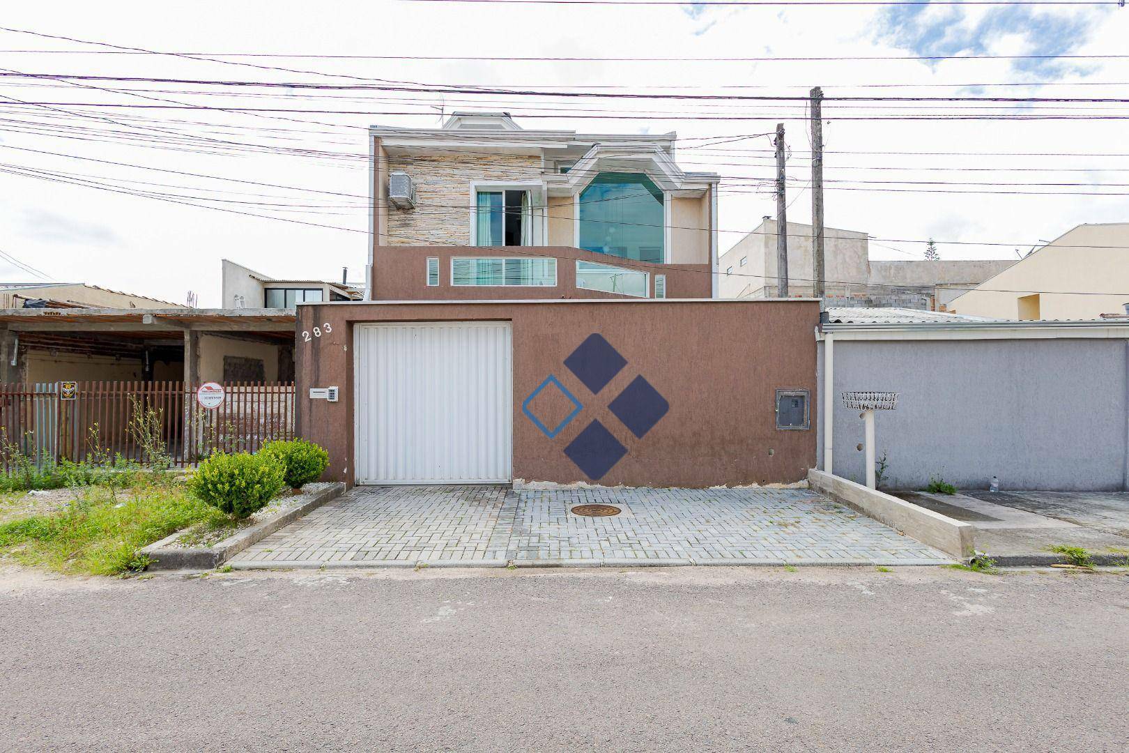 Sobrado à venda com 3 quartos, 267m² - Foto 1