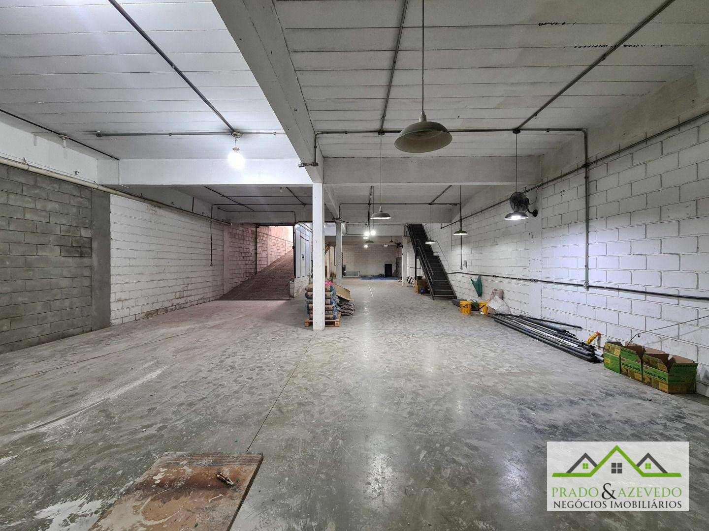 Depósito-Galpão-Armazém à venda e aluguel, 650m² - Foto 21