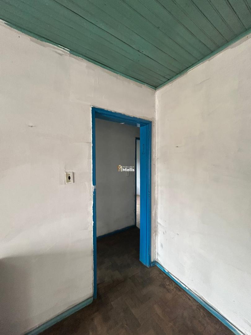 Casa à venda com 4 quartos, 80m² - Foto 15