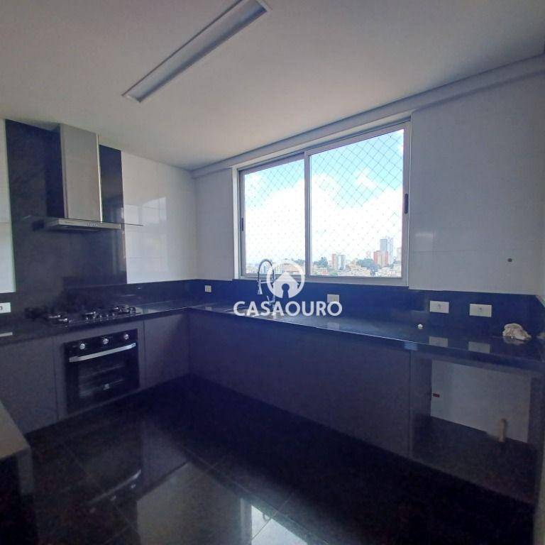 Apartamento à venda com 4 quartos, 217m² - Foto 18