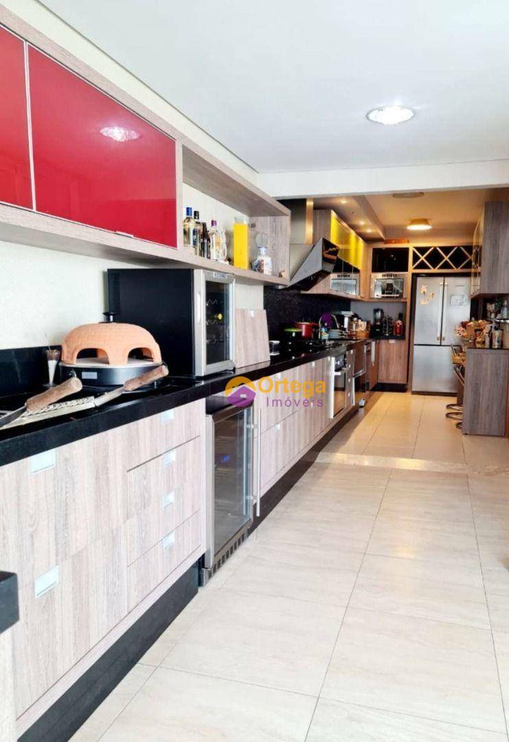 Apartamento à venda com 3 quartos, 160m² - Foto 6