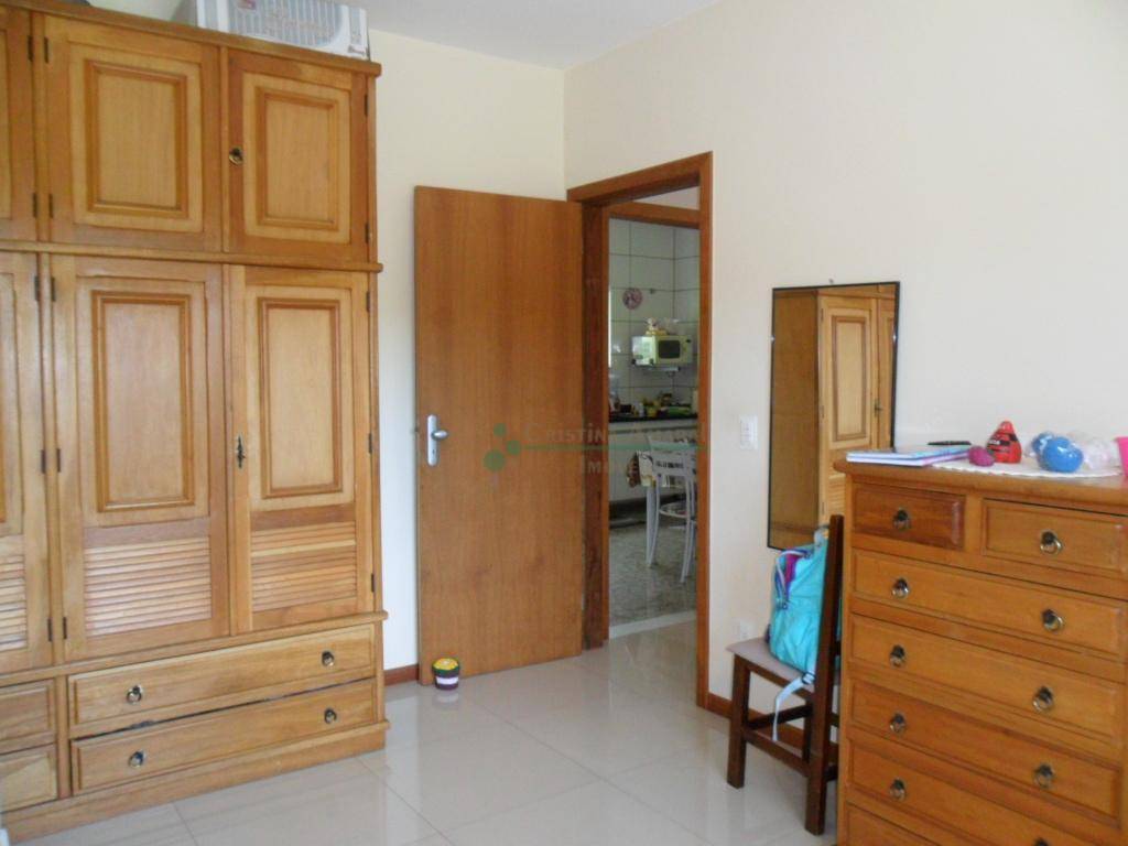 Casa à venda com 4 quartos, 231m² - Foto 25