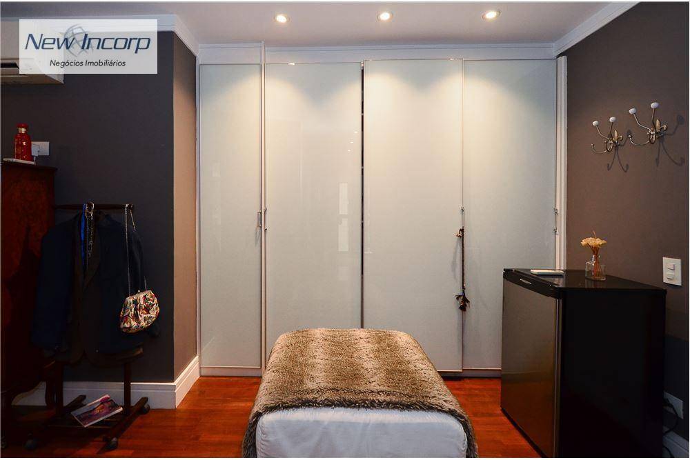 Apartamento à venda com 3 quartos, 200m² - Foto 17