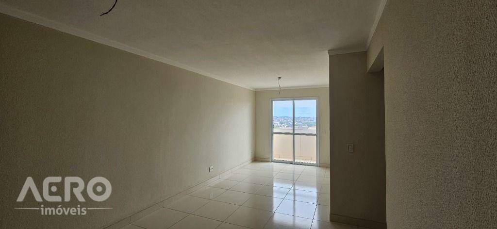 Apartamento à venda com 2 quartos, 71m² - Foto 9