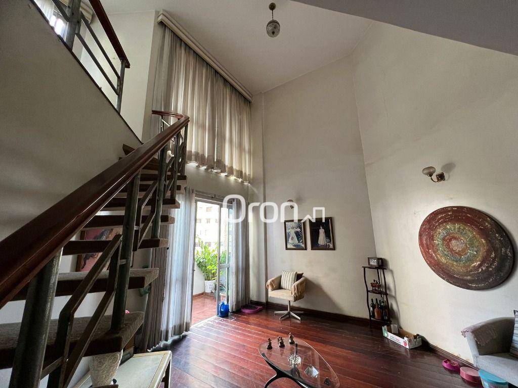 Apartamento à venda com 4 quartos, 214m² - Foto 1