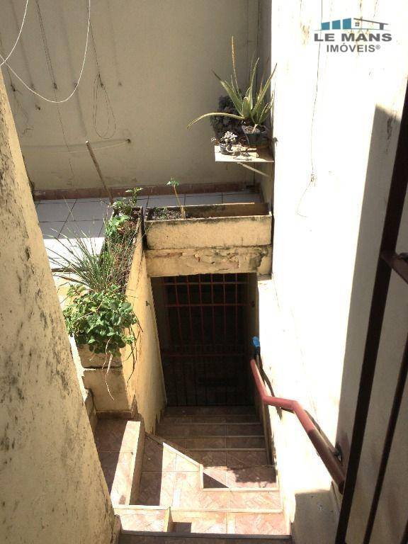 Casa à venda e aluguel com 3 quartos, 175m² - Foto 13