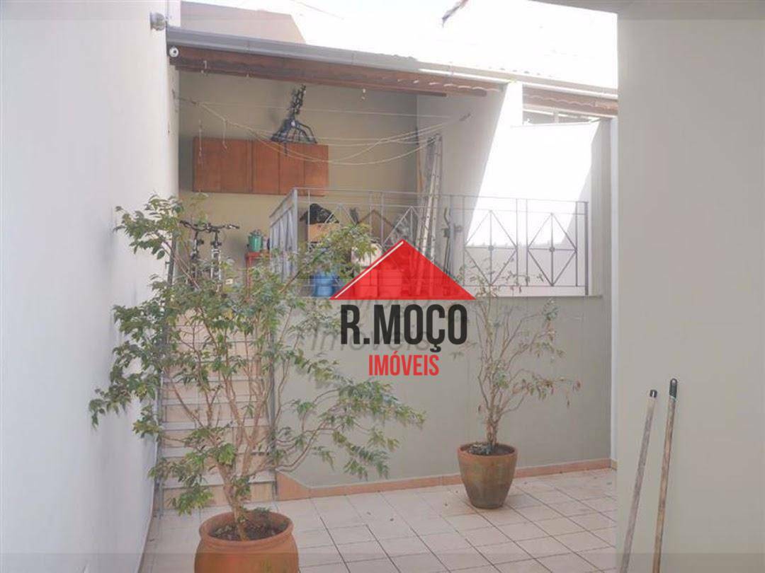 Sobrado à venda com 3 quartos, 148m² - Foto 32