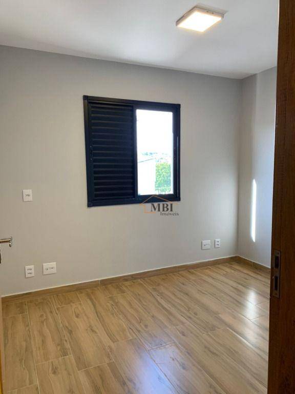 Sobrado à venda com 3 quartos, 124m² - Foto 4