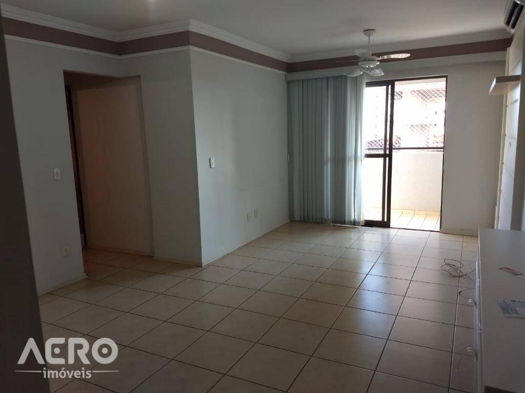 Apartamento à venda com 3 quartos, 80m² - Foto 1