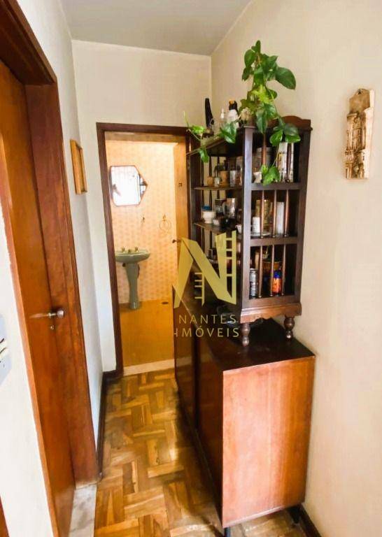 Apartamento à venda com 3 quartos, 160m² - Foto 11