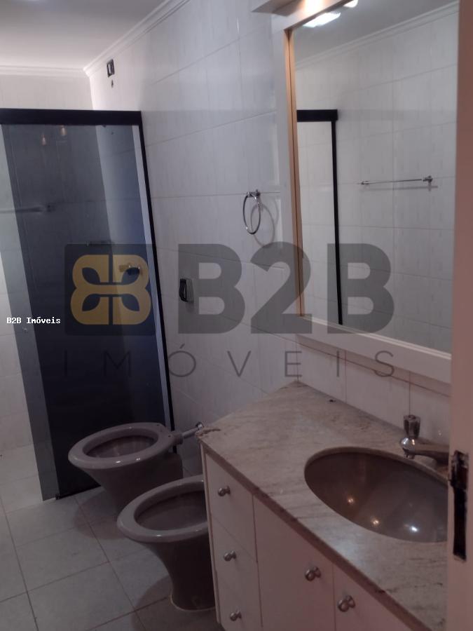 Apartamento à venda com 3 quartos, 128m² - Foto 21