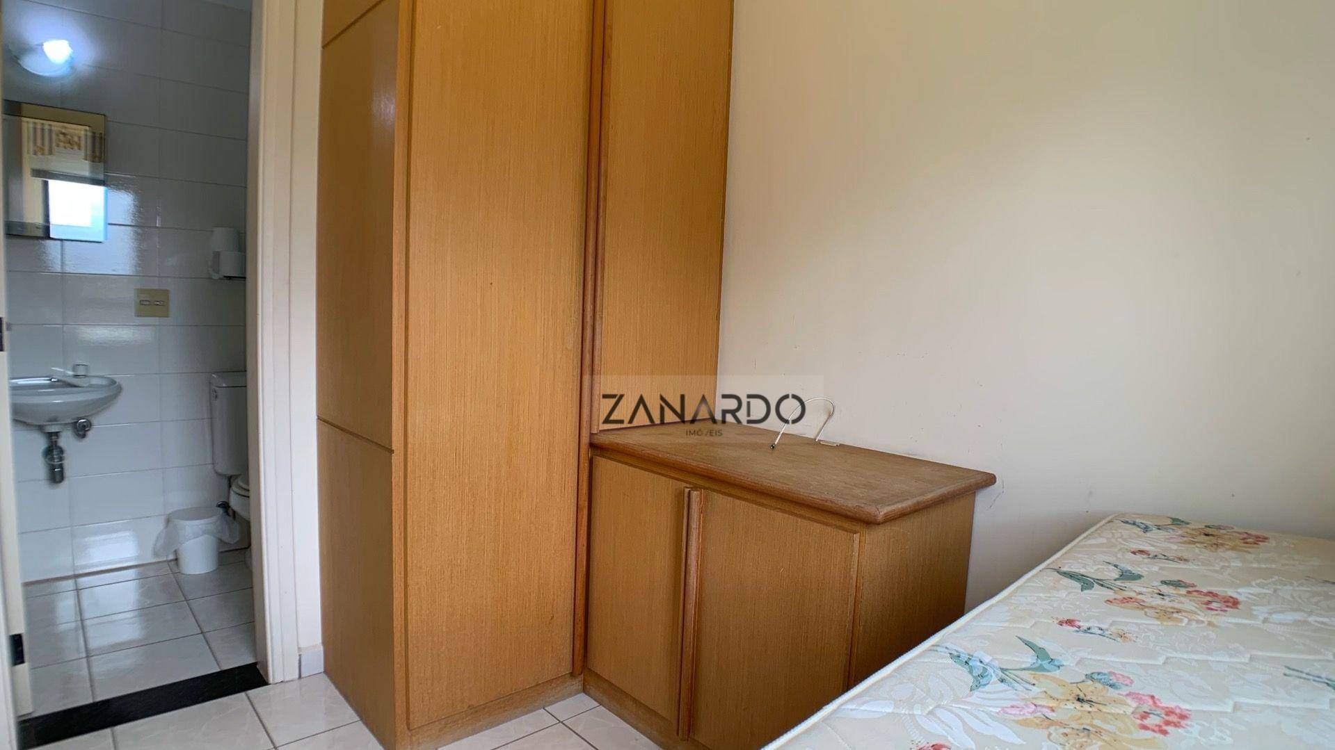 Apartamento à venda com 4 quartos, 195m² - Foto 21