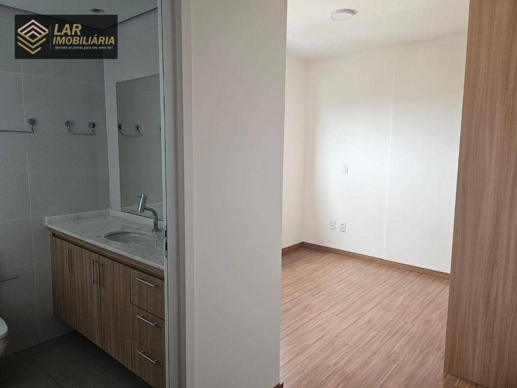 Apartamento para alugar com 3 quartos, 129m² - Foto 7