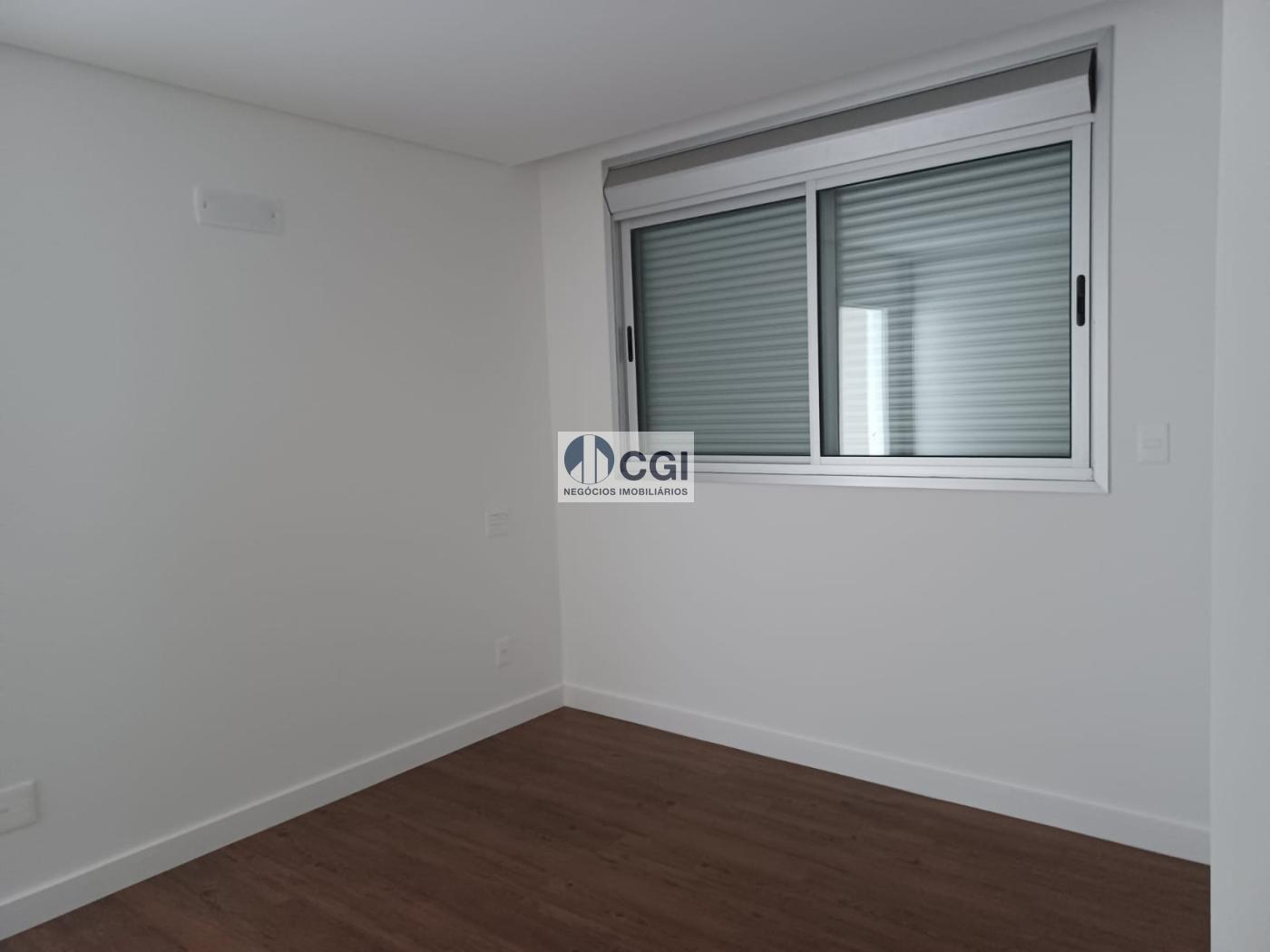 Apartamento à venda com 4 quartos, 197m² - Foto 10