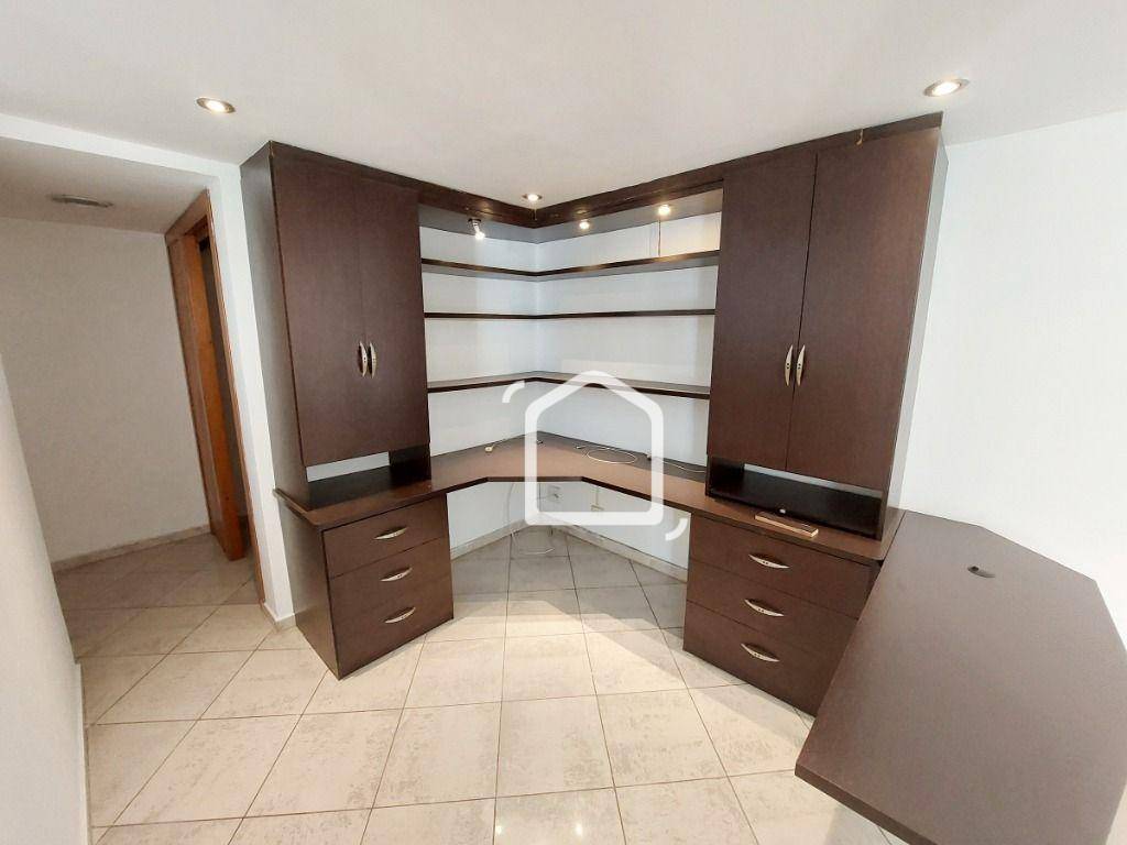 Casa de Condomínio à venda com 3 quartos, 212m² - Foto 27