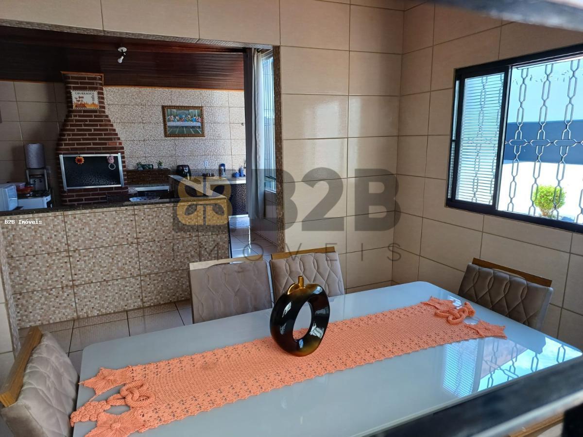 Casa à venda com 5 quartos, 193m² - Foto 15