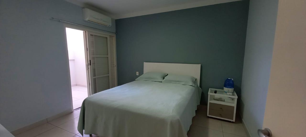 Casa à venda com 3 quartos, 240m² - Foto 28