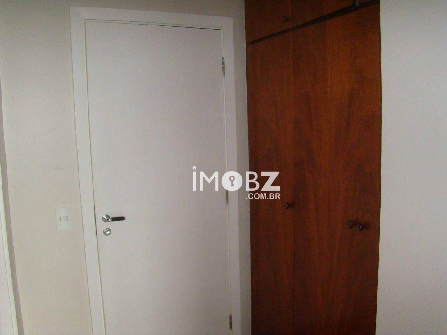 Apartamento à venda com 3 quartos, 138m² - Foto 18