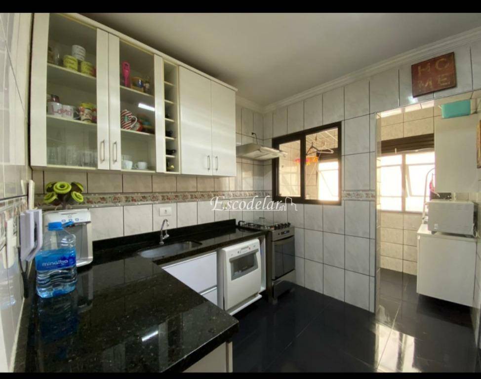 Apartamento à venda com 3 quartos, 82m² - Foto 4