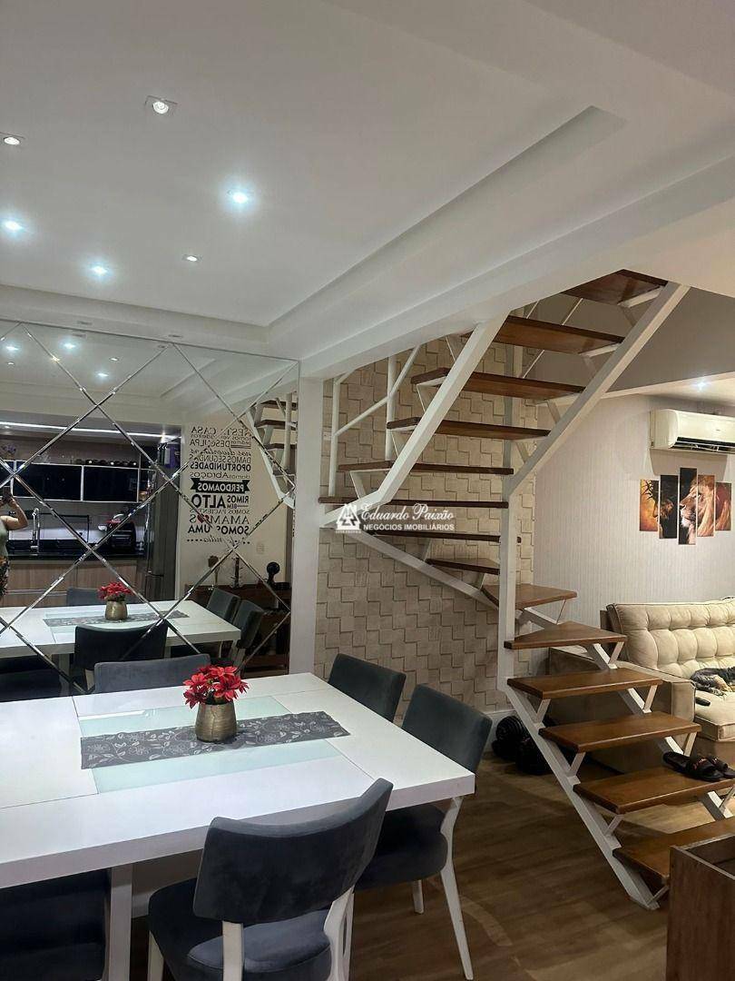 Sobrado à venda com 3 quartos, 100m² - Foto 3