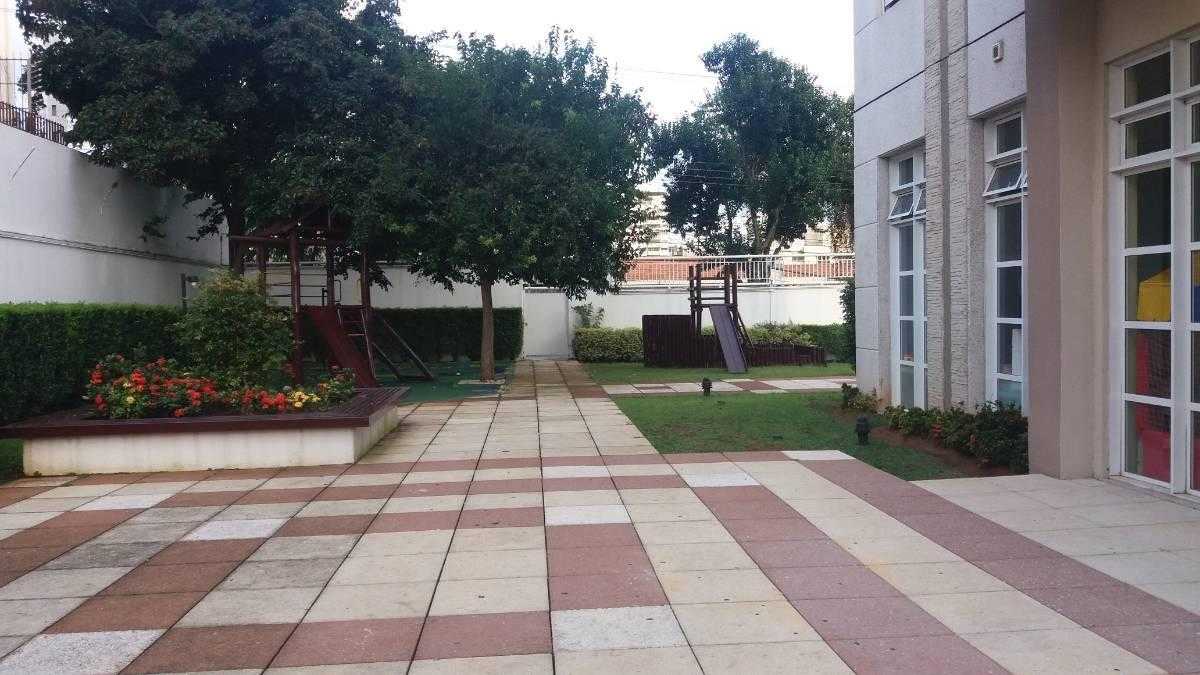 Apartamento à venda com 2 quartos, 65m² - Foto 2