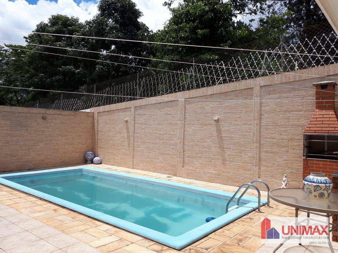 Casa de Condomínio à venda com 4 quartos, 302m² - Foto 3