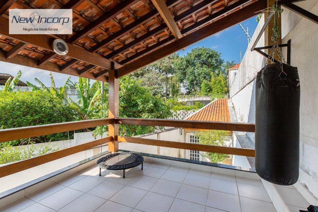 Sobrado à venda com 3 quartos, 307m² - Foto 39