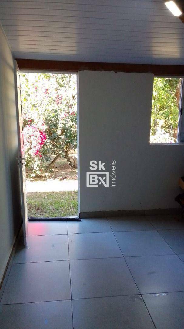 Chácara à venda com 5 quartos, 200m² - Foto 18