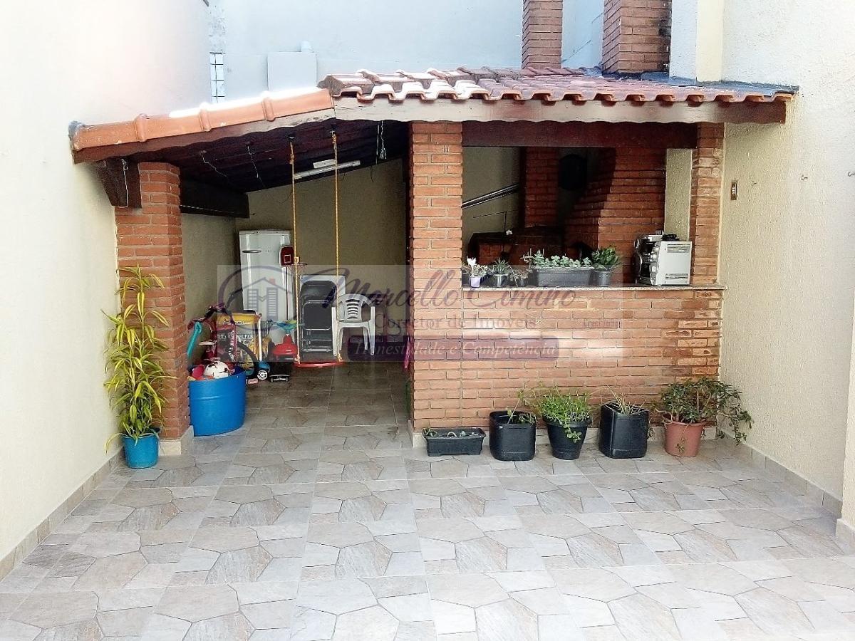 Sobrado à venda com 3 quartos, 193m² - Foto 1