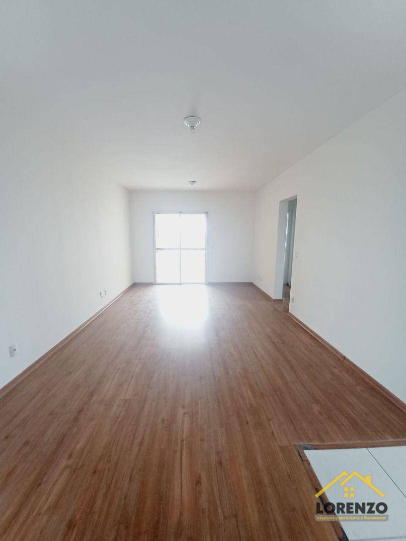 Apartamento à venda com 3 quartos, 85m² - Foto 7