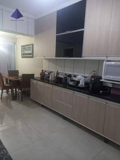 Sobrado à venda com 2 quartos, 125m² - Foto 3