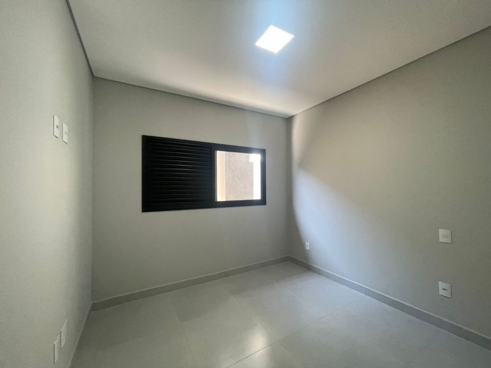 Casa à venda com 2 quartos, 180m² - Foto 6