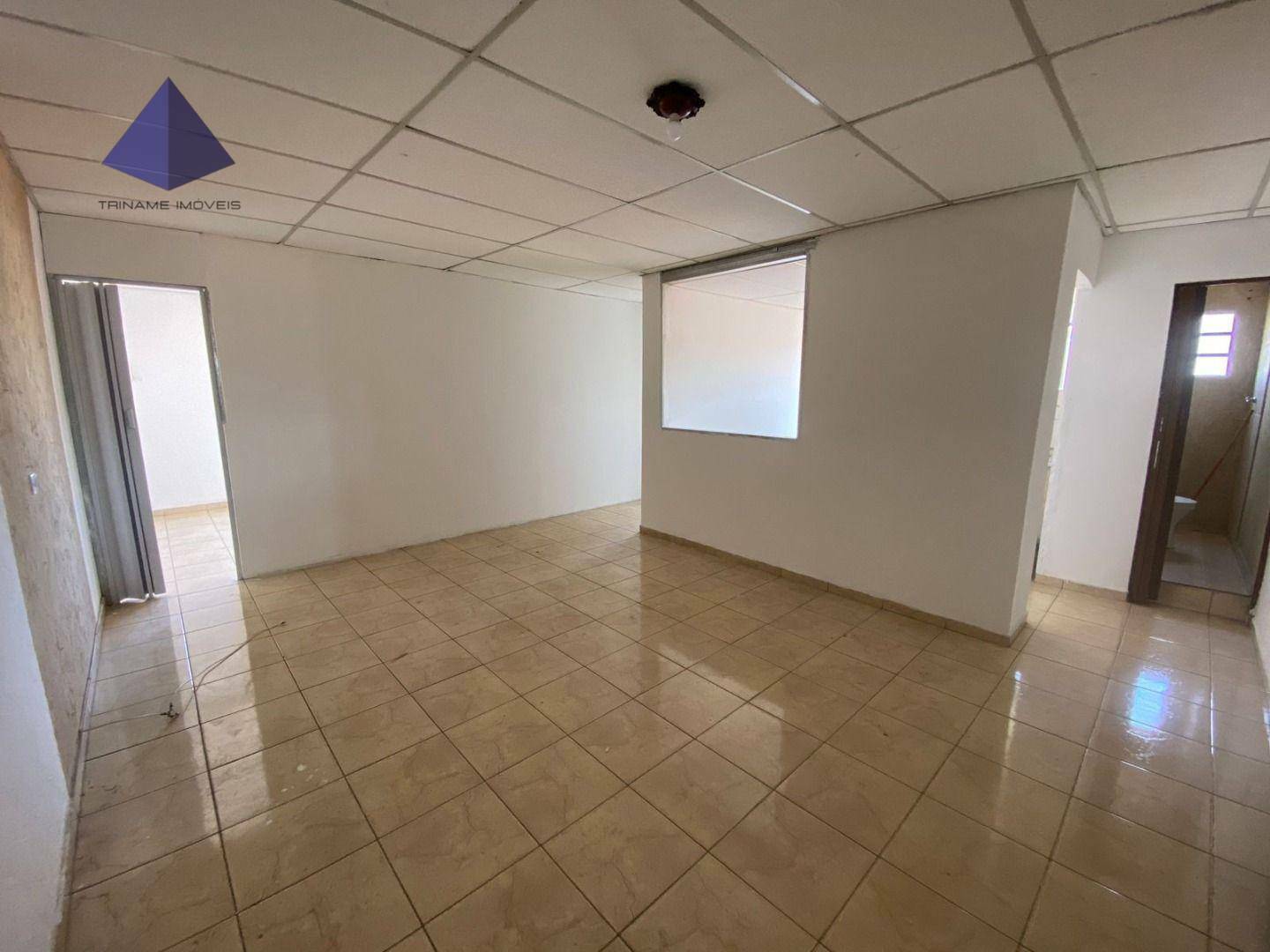 Casa para alugar com 2 quartos, 70m² - Foto 9