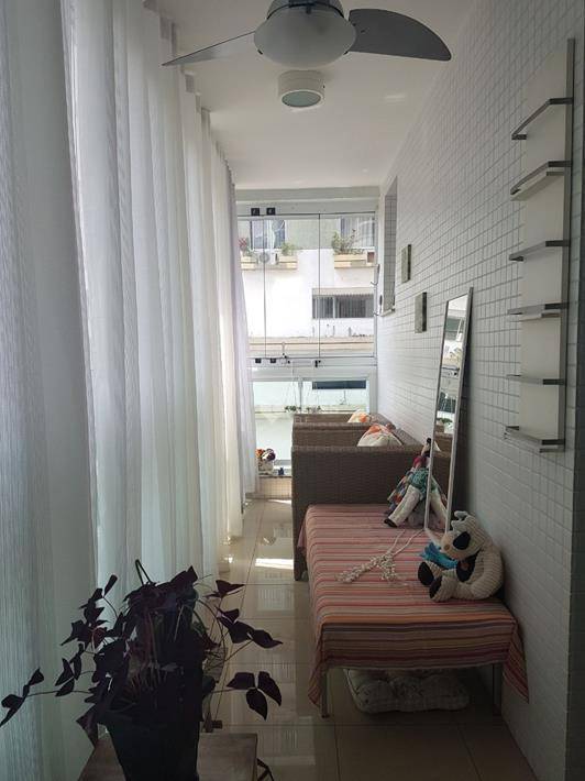 Apartamento à venda com 3 quartos, 111m² - Foto 5