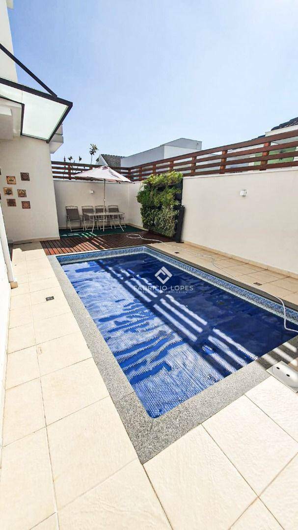 Casa à venda com 4 quartos, 250m² - Foto 6