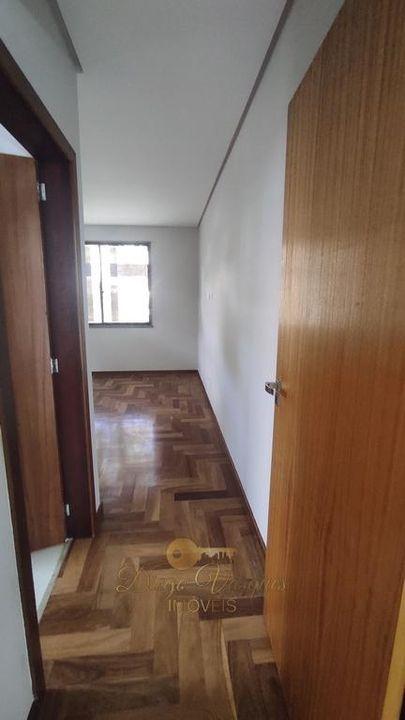 Casa de Condomínio à venda com 3 quartos, 300m² - Foto 17