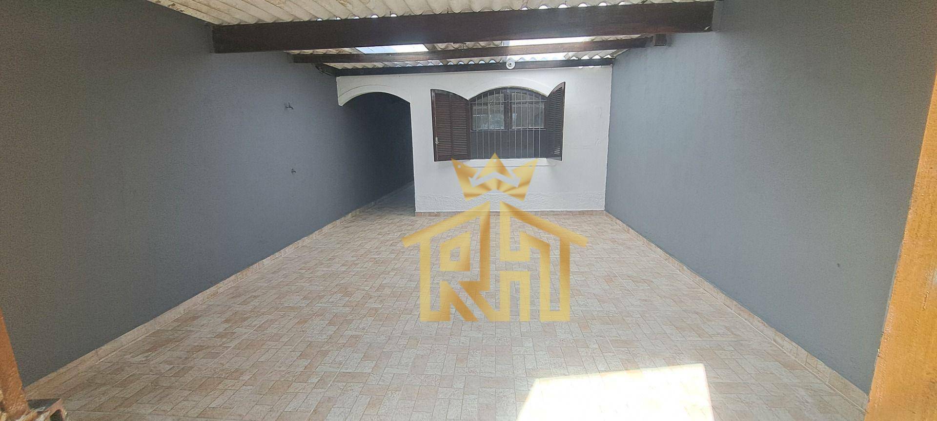 Casa à venda com 2 quartos, 90m² - Foto 1