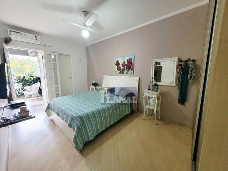 Sobrado à venda com 4 quartos, 227m² - Foto 9