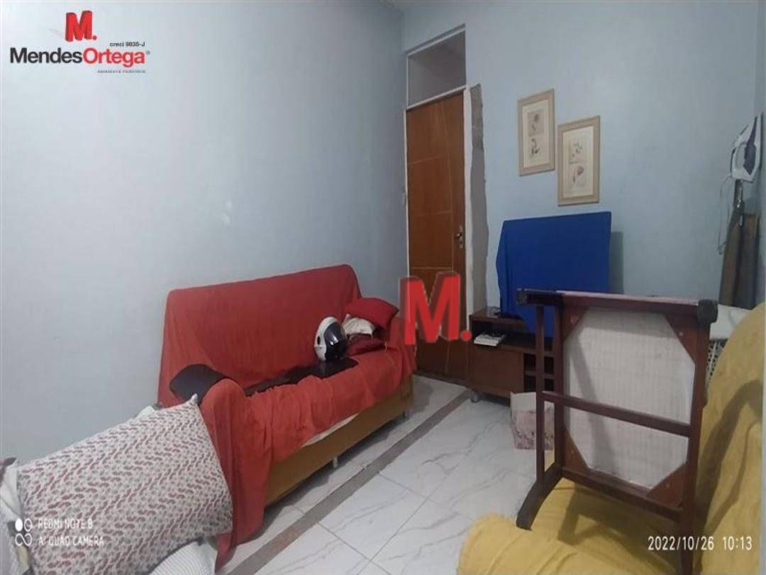 Casa à venda com 3 quartos, 121m² - Foto 2