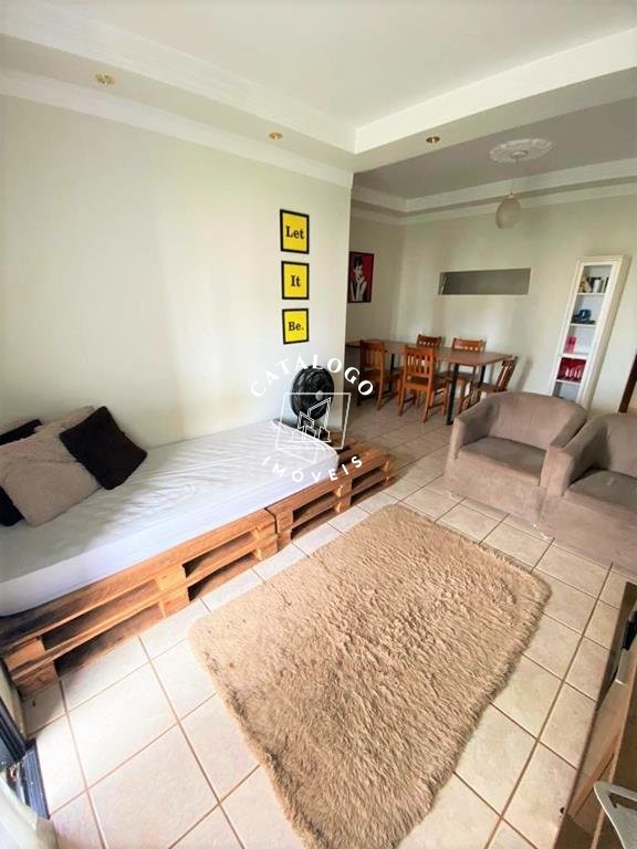 Apartamento à venda com 3 quartos, 76m² - Foto 8