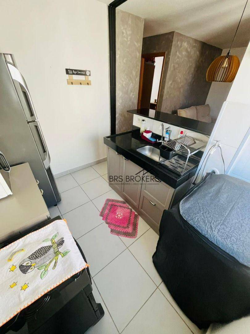 Apartamento à venda com 2 quartos, 38m² - Foto 10