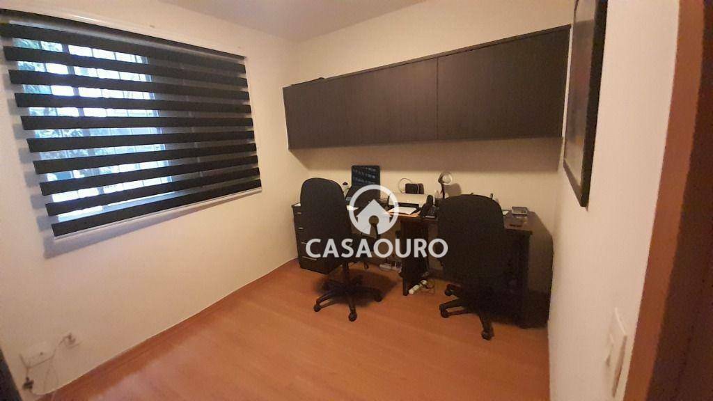 Apartamento à venda com 3 quartos, 130m² - Foto 3