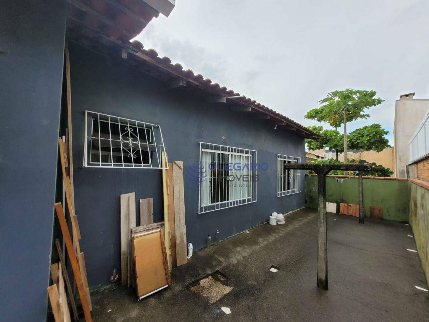 Casa à venda com 3 quartos, 130m² - Foto 4