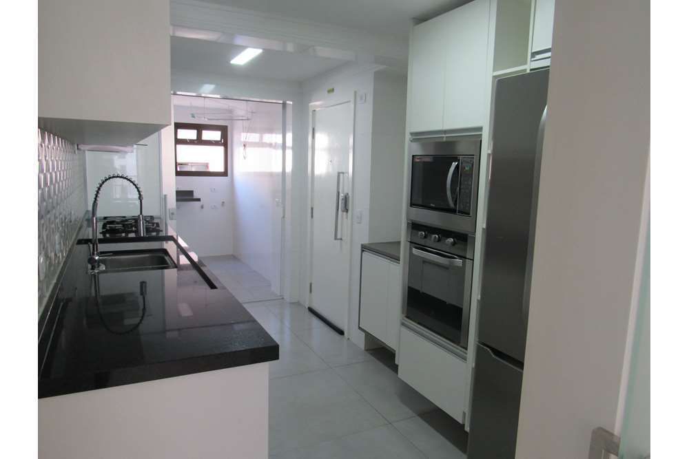 Apartamento à venda com 3 quartos, 130m² - Foto 23